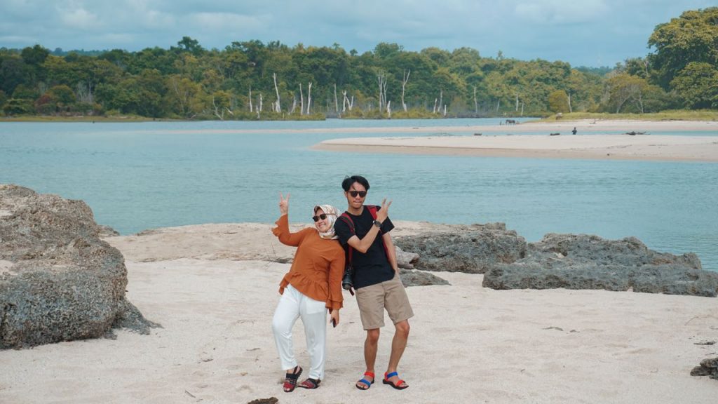 Wisata Pulau Sumba - Open trip sumba 2018, paket wisata sumba murah, jelajah sumba, keindahan pulau sumba, tempat wisata di waikabubak, private tour sumba